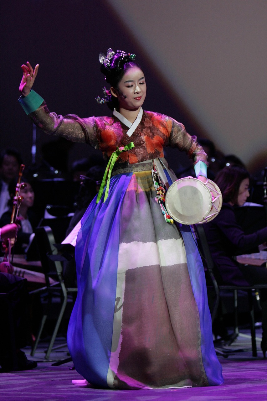 秦腔演出璀璨再现传统艺术魅力