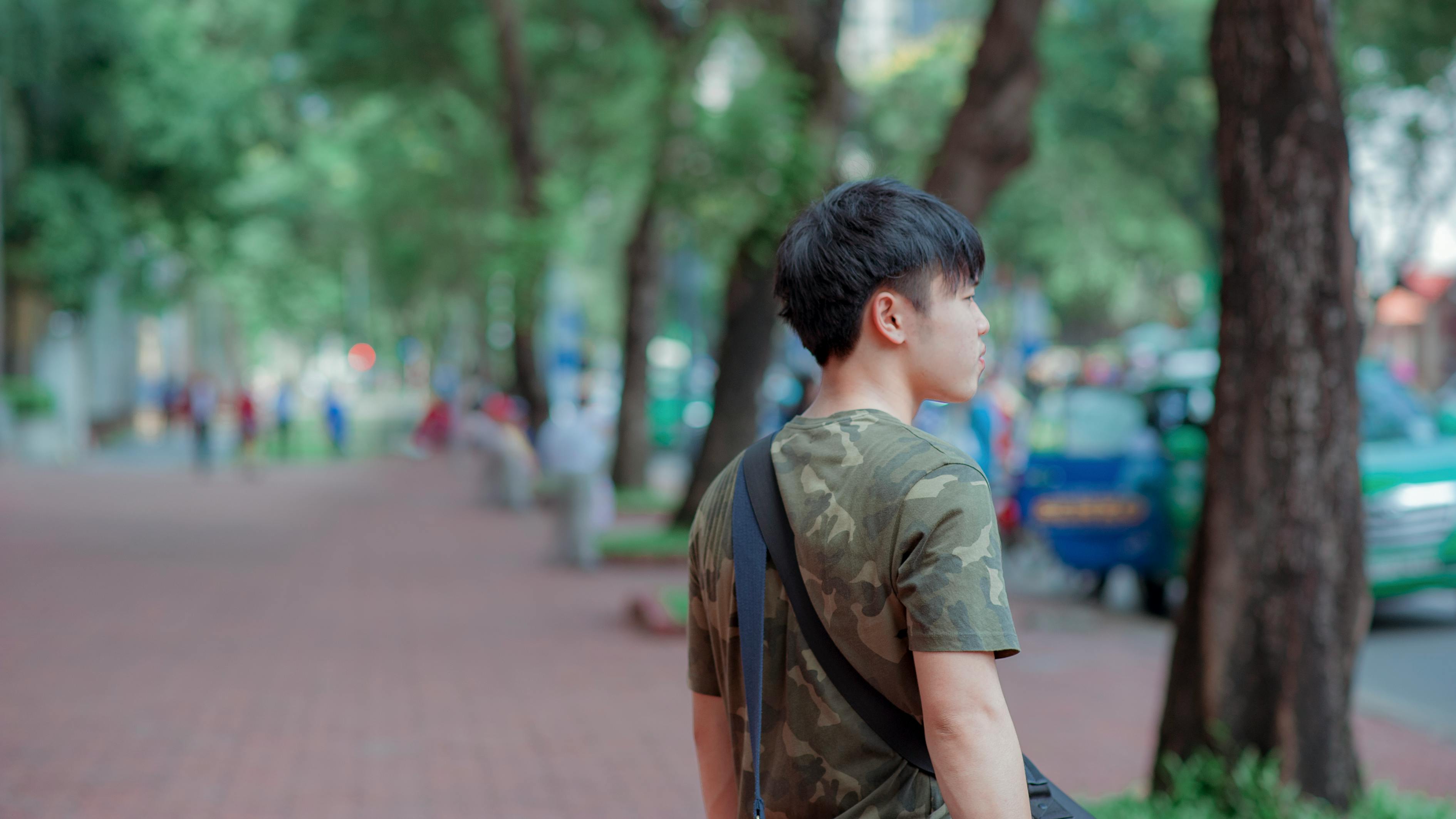 陈凯歌，演员之路与导演梦之旅