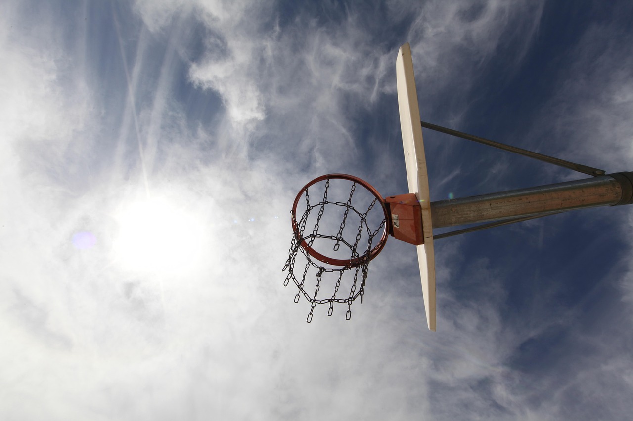 篮球巨星斯蒂芬·库里最新动态，持续闪耀NBA赛场