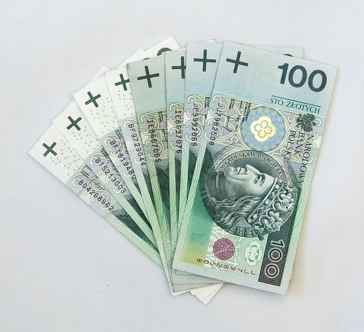 关于股票300161的全面解析与解析报告