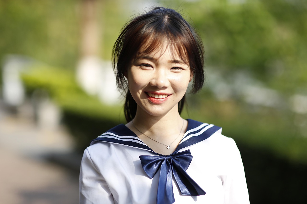 二人转女演员，传承与发展的力量之星