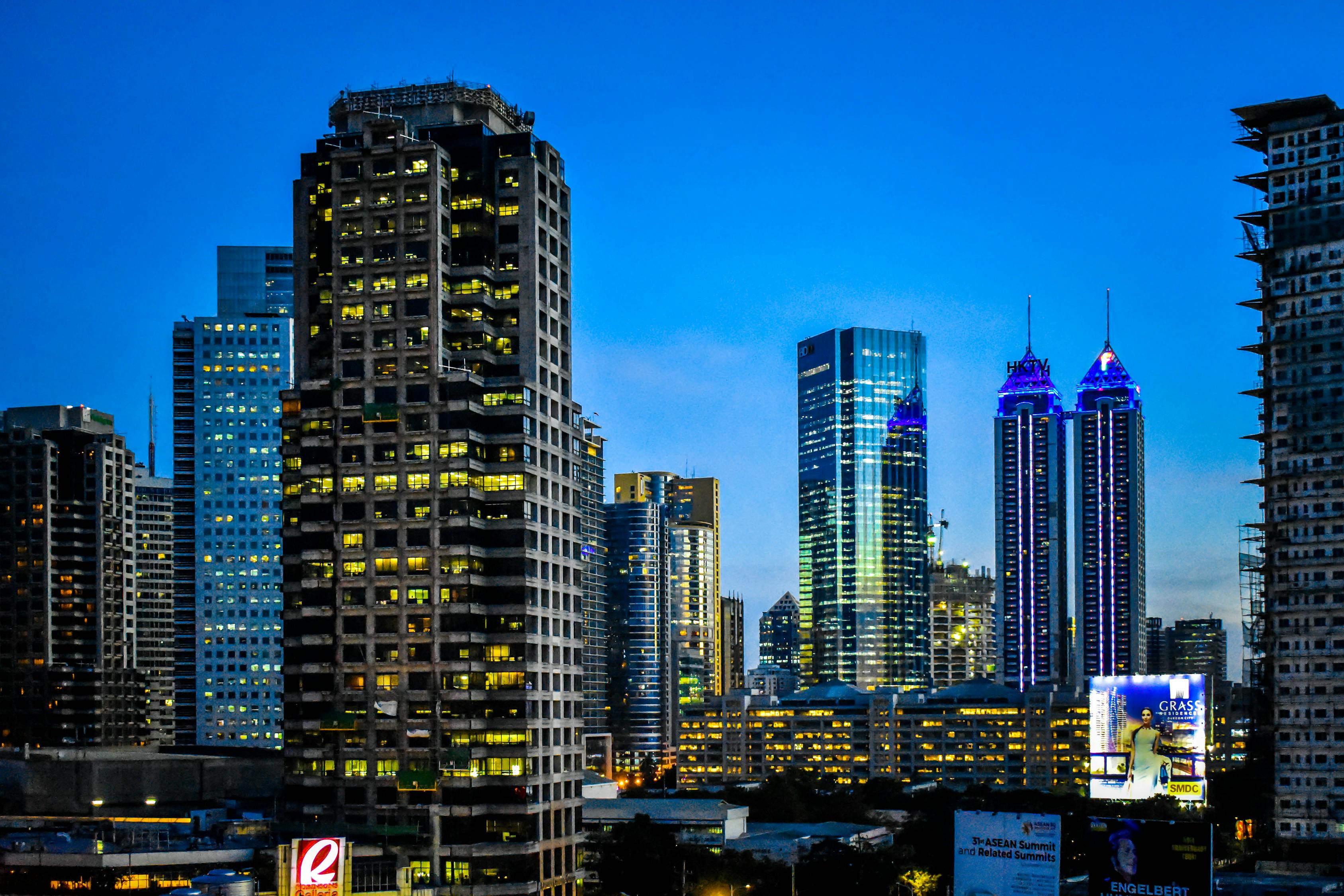 现代建筑创新技术，塑造未来城市新篇章的先锋力量